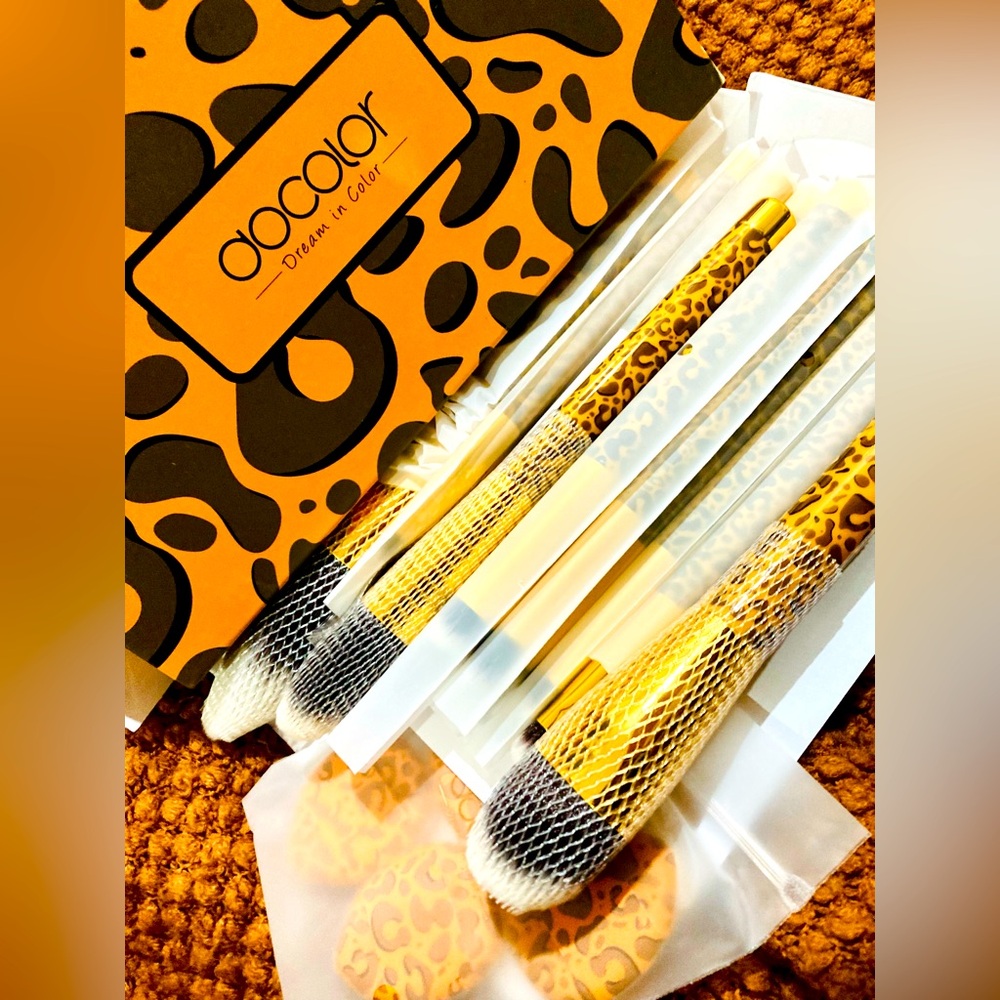 Phenomenal 14pc NEW brush set